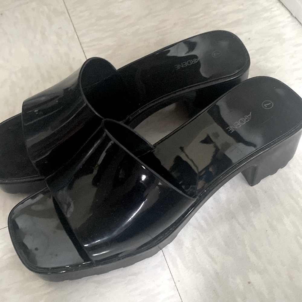 Like New Track Heeled Jelly Sandals Ardene